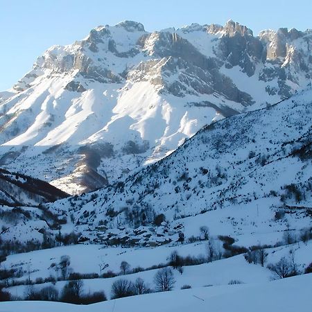 El Serenal Santa Maria de Valdeon Exteriör bild