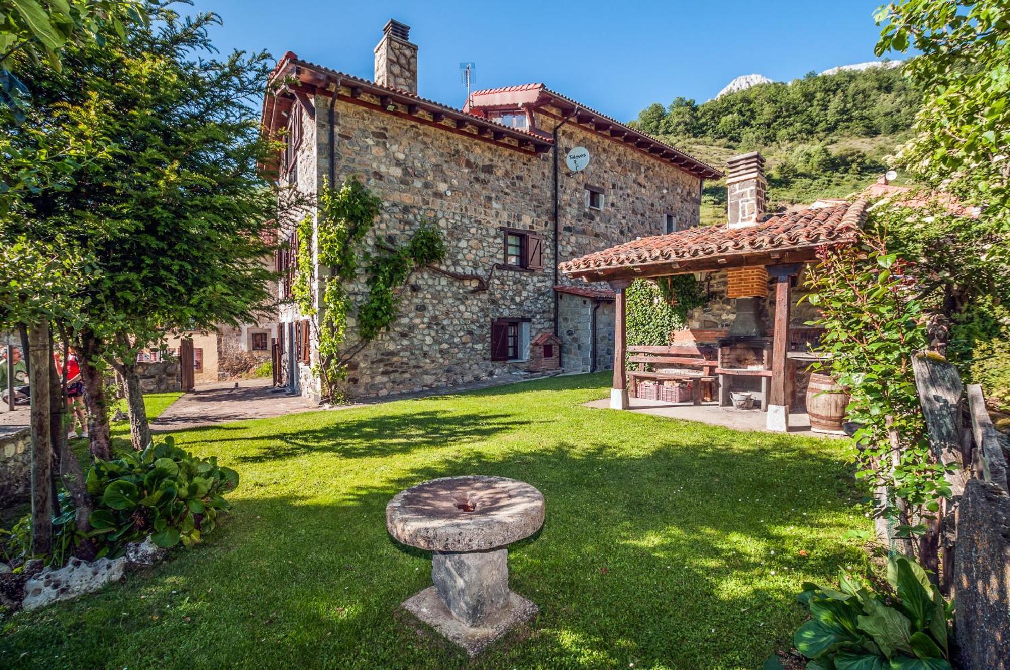 El Serenal Santa Maria de Valdeon Exteriör bild